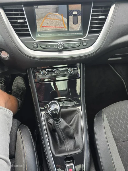 Opel Grandland X 43