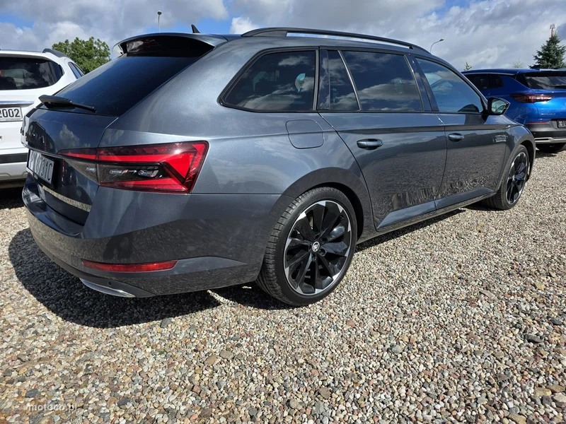 Skoda Superb III 11
