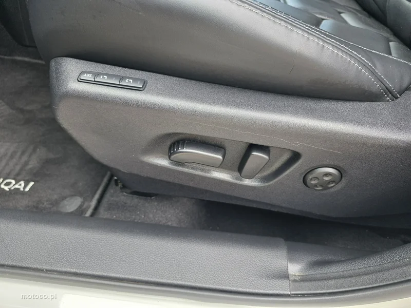 Nissan Qashqai 22