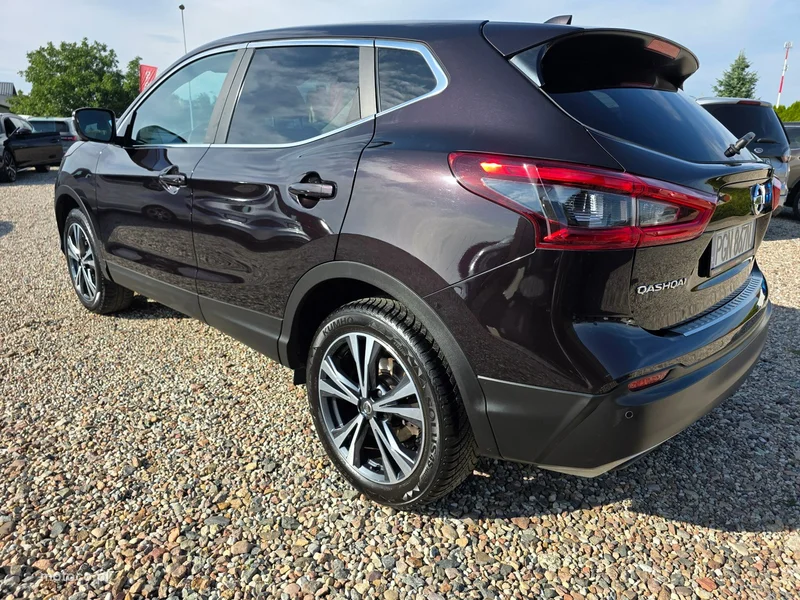 Nissan Qashqai 11