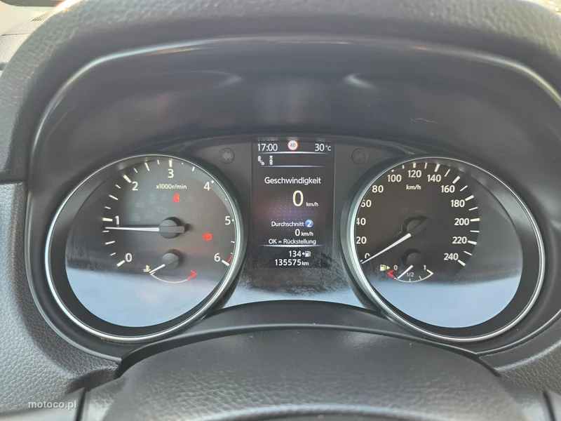 Nissan Qashqai 25