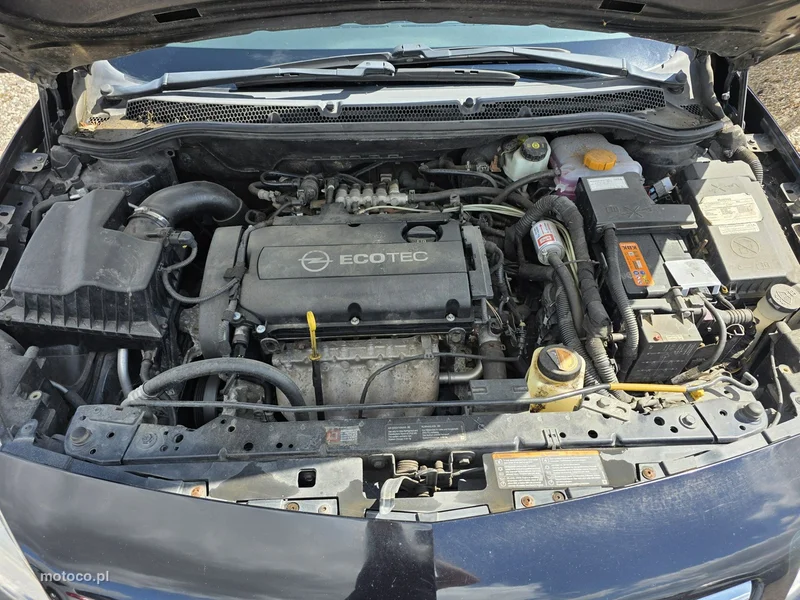 Opel Astra J 2