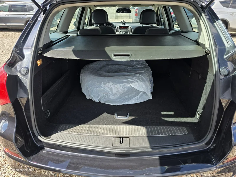 Opel Astra J 7