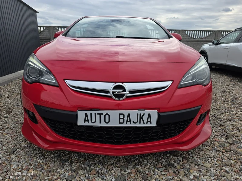 Opel Astra GTC 3