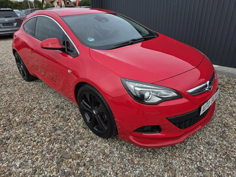 Opel Astra GTC 23