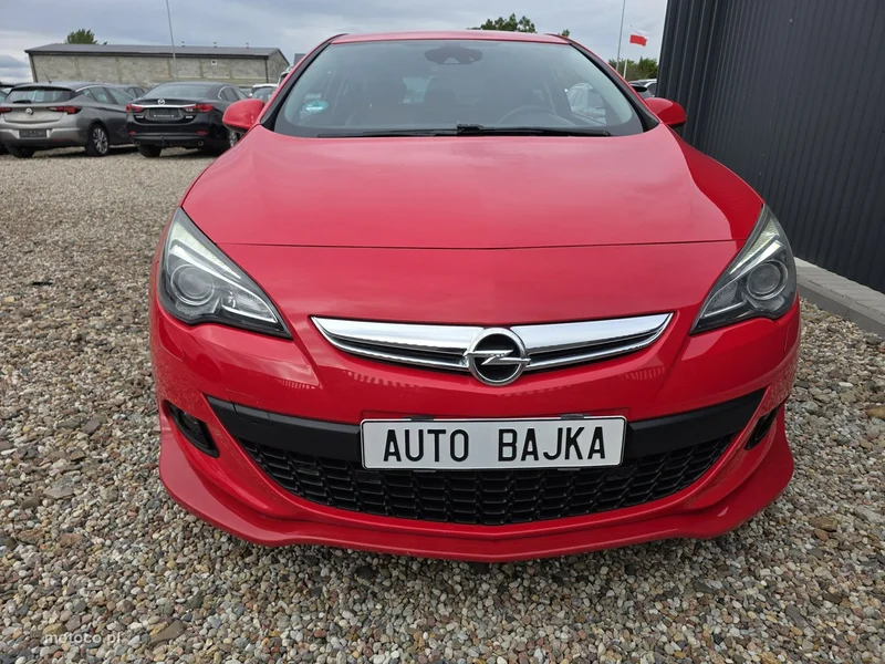 Opel Astra GTC 24