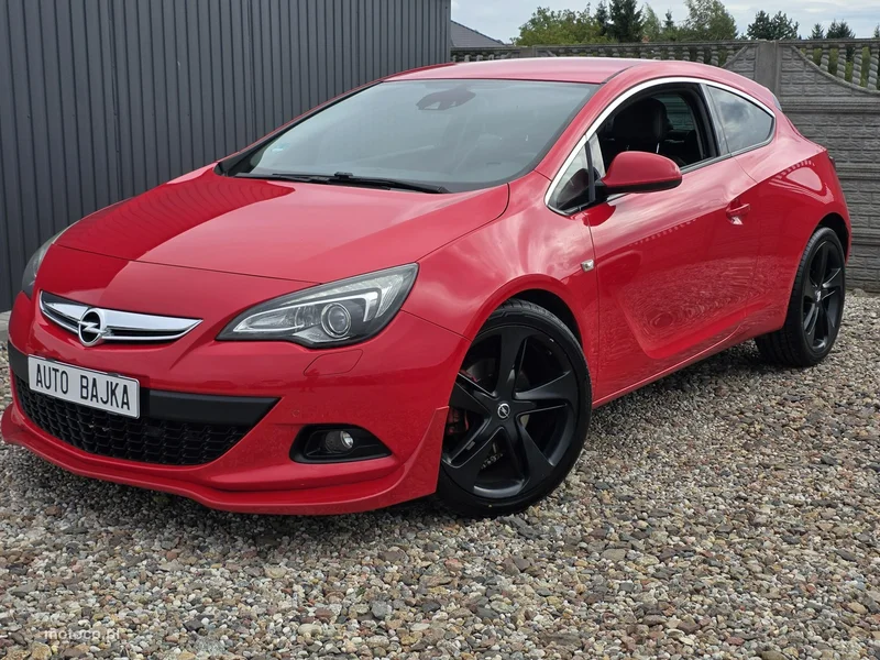Opel Astra GTC 31