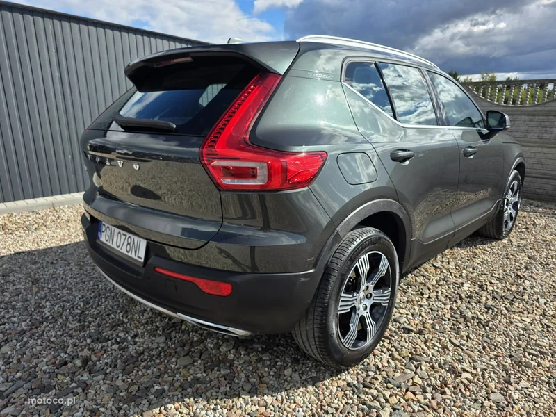 Volvo XC 40 25