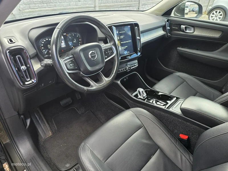 Volvo XC 40 34