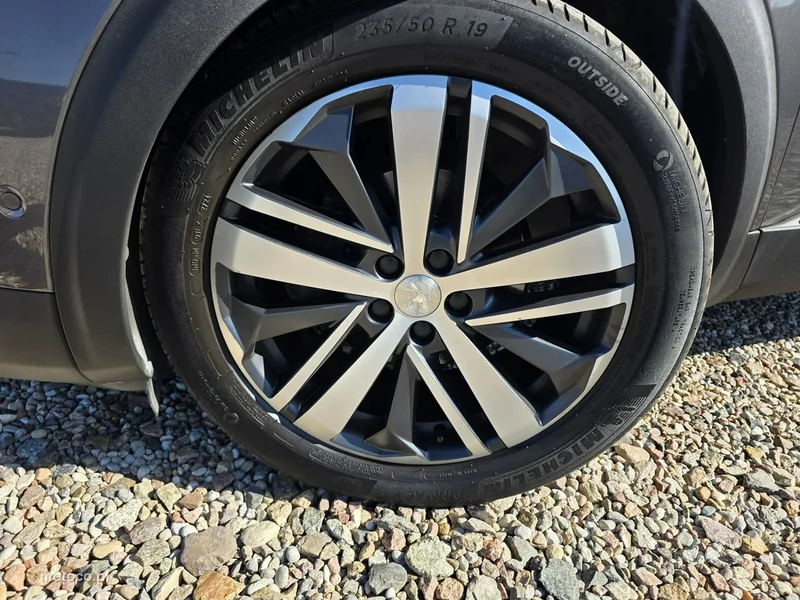 Peugeot 3008 18
