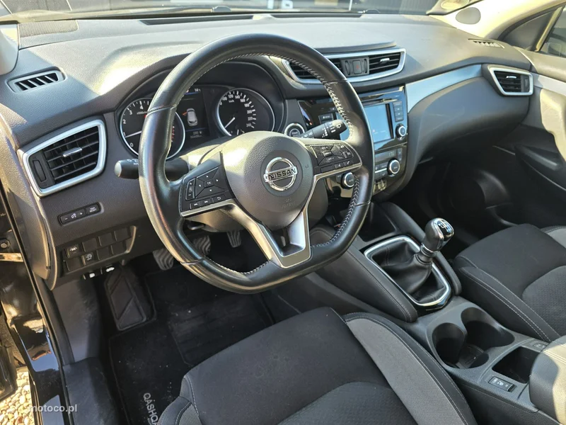 Nissan Qashqai 10