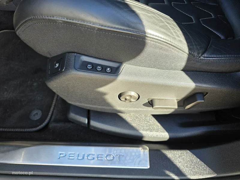 Peugeot 5008 31