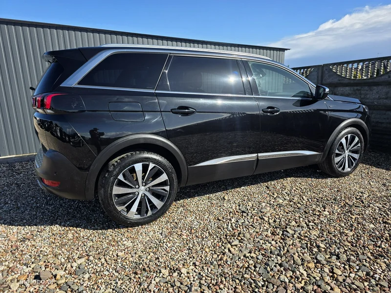 Peugeot 5008 7