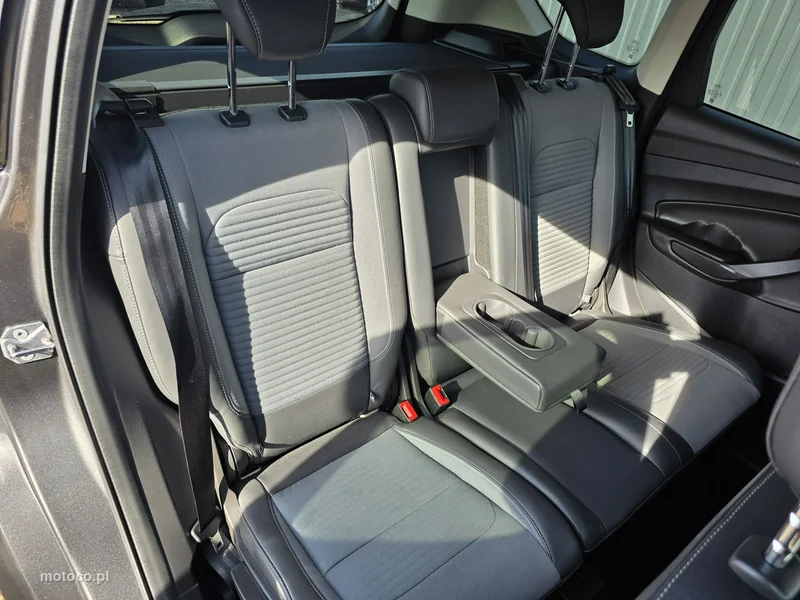 Ford Kuga II 19