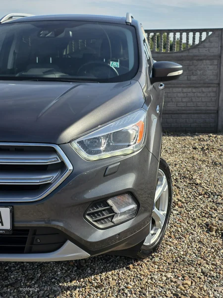 Ford Kuga II 4