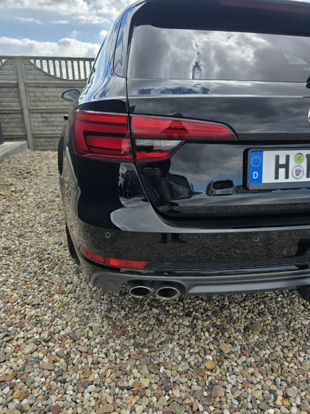 Audi A4 B9 27