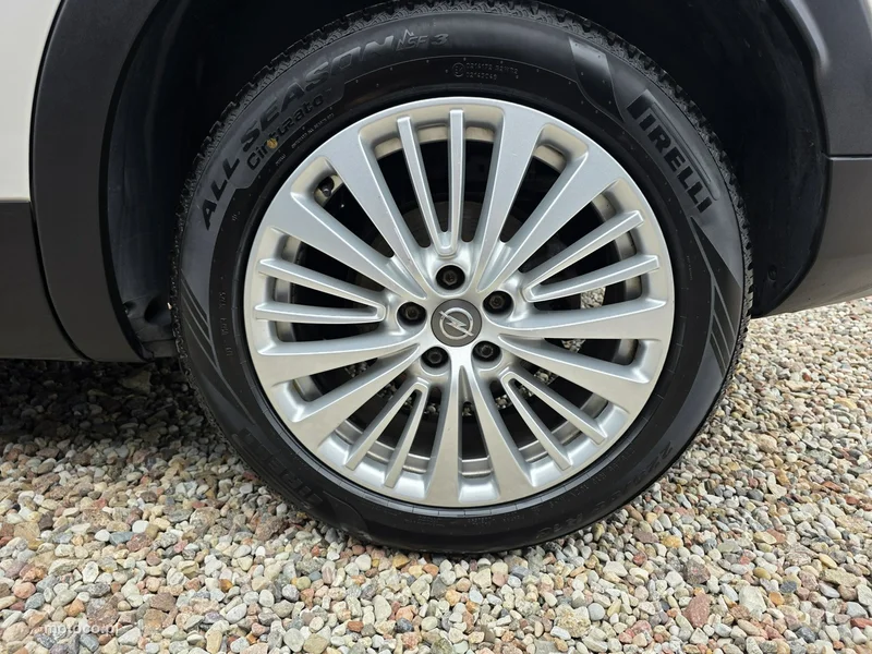 Opel Grandland X 32
