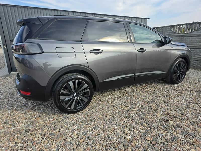 Peugeot 5008 12