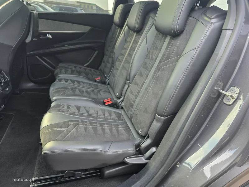 Peugeot 5008 22
