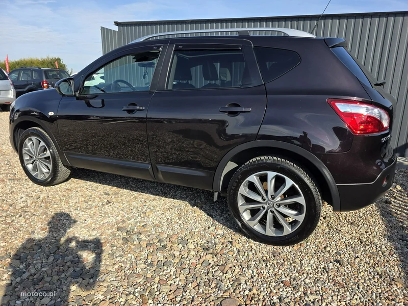 Nissan Qashqai 35