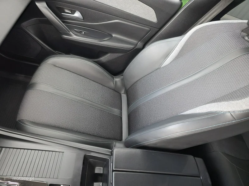 Peugeot 308 16