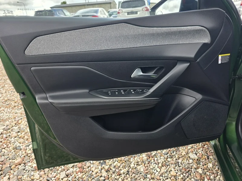 Peugeot 308 17