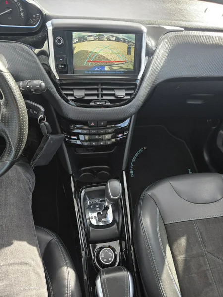 Peugeot 2008 17