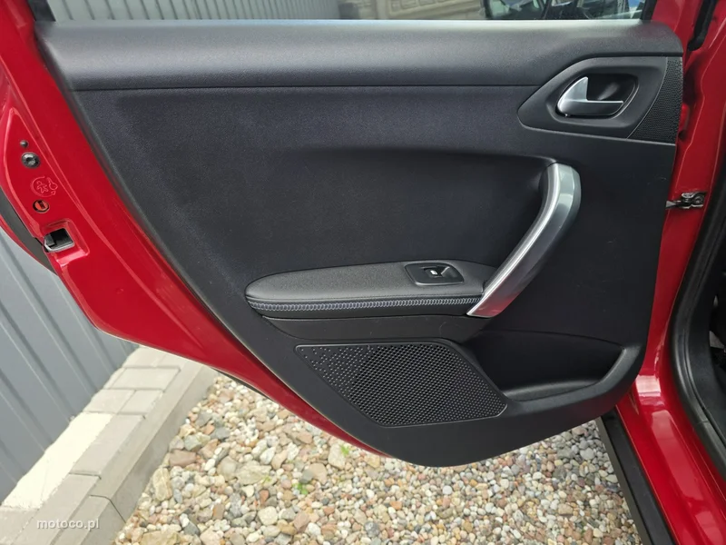 Peugeot 2008 23