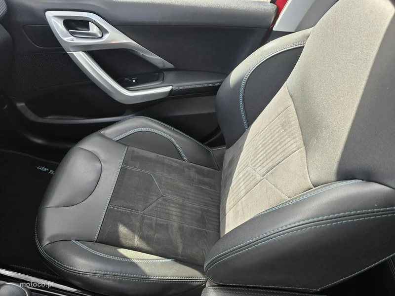 Peugeot 2008 32