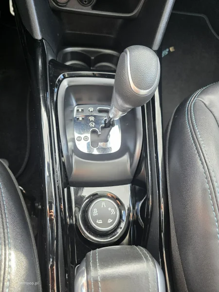 Peugeot 2008 5