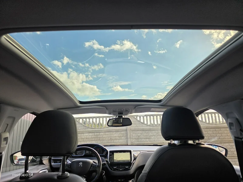 Peugeot 2008 6