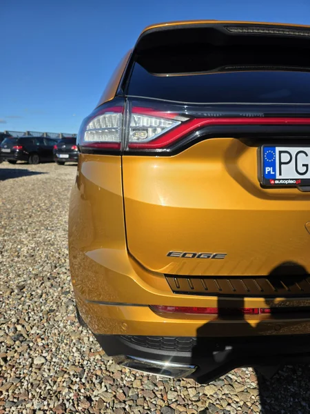 Ford Edge 36