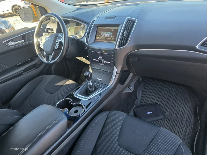 Ford Edge 43