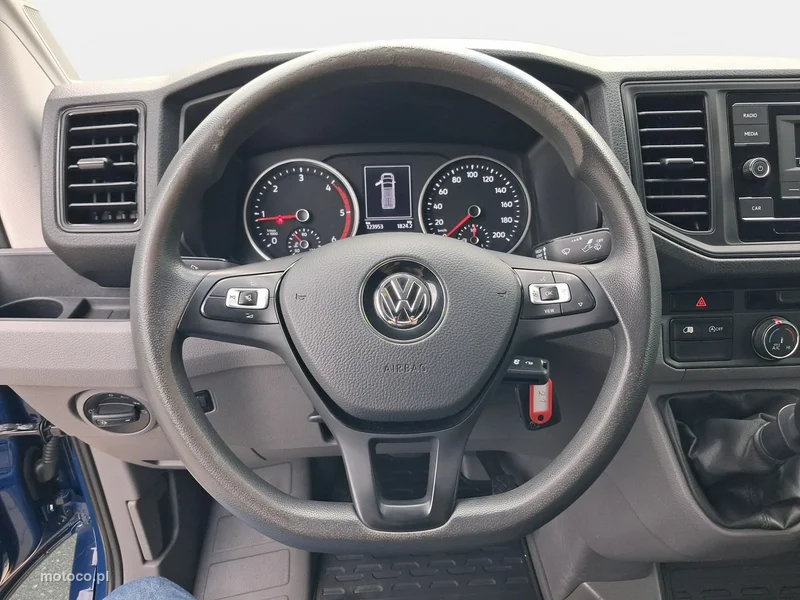 Volkswagen Crafter 18