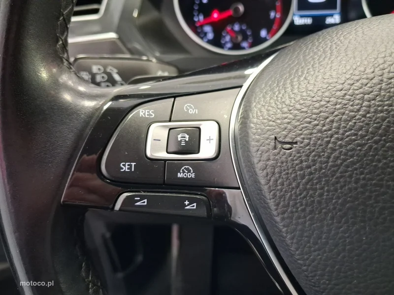 Volkswagen Tiguan AD 9