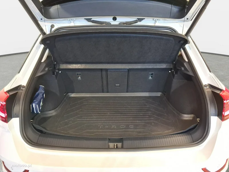 Volkswagen T-Roc A1 11