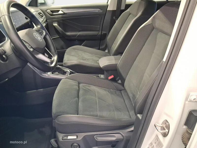 Volkswagen T-Roc A1 9