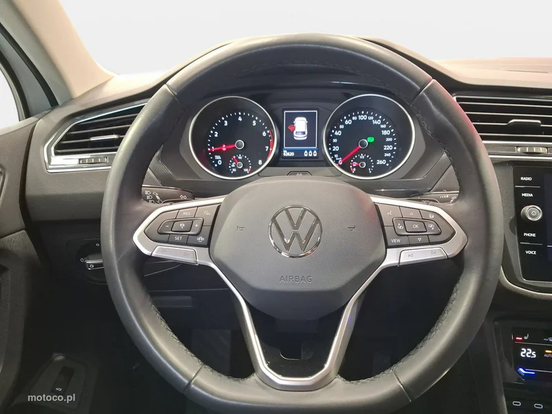 Volkswagen Tiguan AD 16