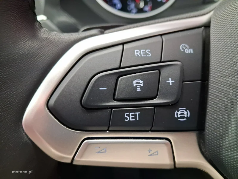 Volkswagen Tiguan AD 21