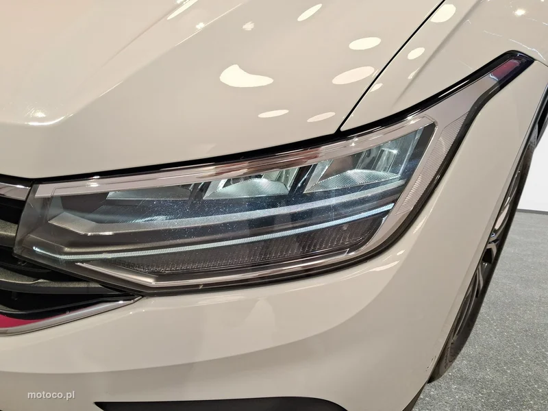 Volkswagen Tiguan AD 9