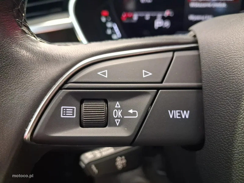 Audi Q3 F3 19