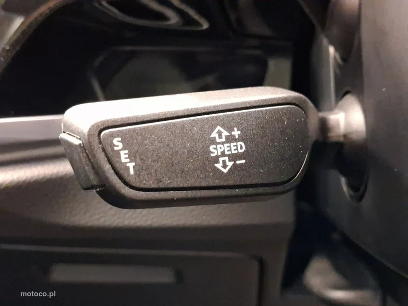 Audi Q3 F3 23