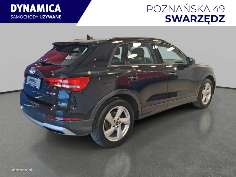 Audi Q3 F3 7