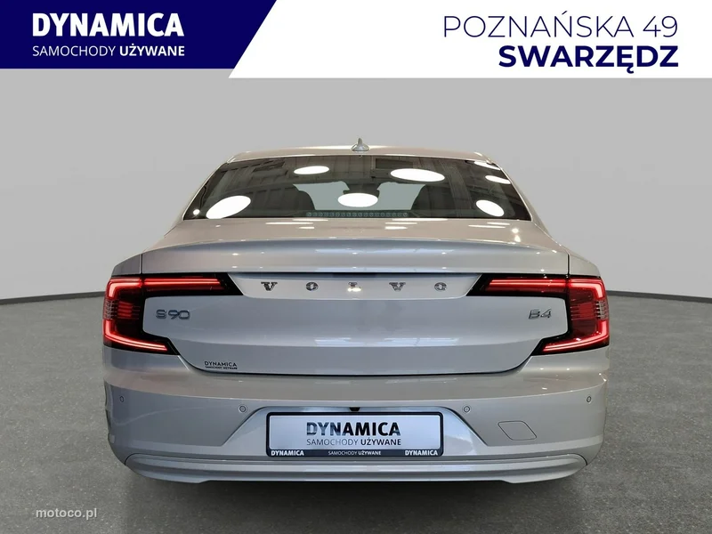 Volvo S90 6