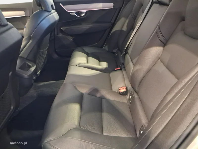 Volvo S90 10