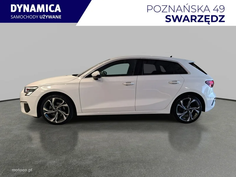 Audi A3 8Y 4