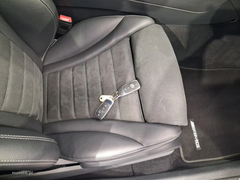 Mercedes-Benz GLC X254 200 26