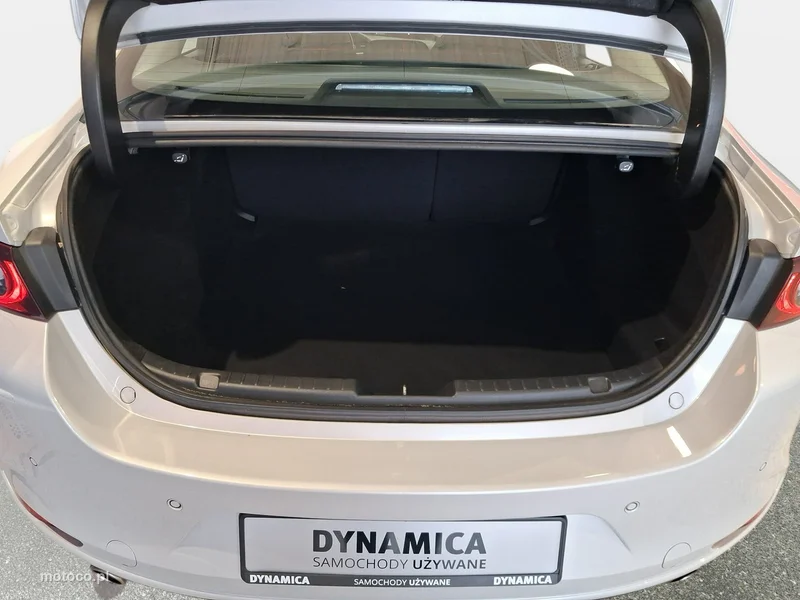 Mazda 3 11