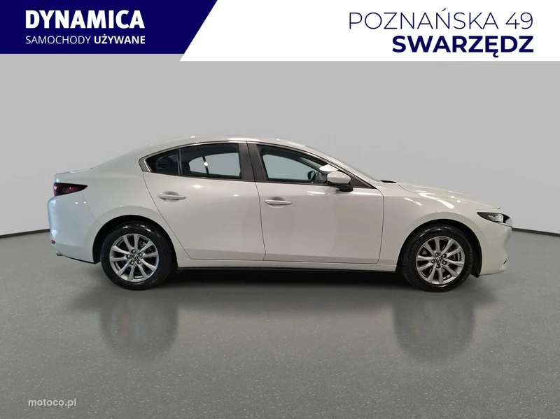 Mazda 3 8