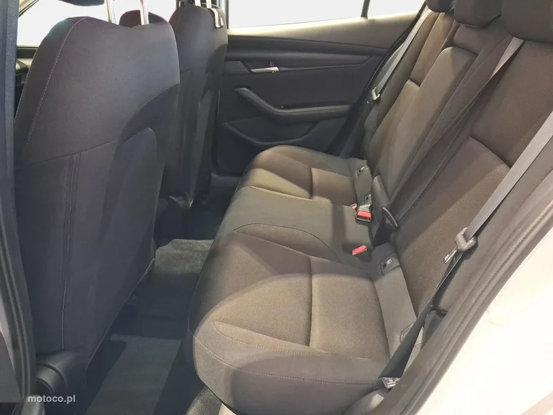 Mazda 3 10